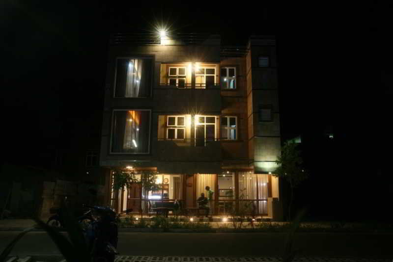 Ripple Beach Inn Hulhumale Exterior foto